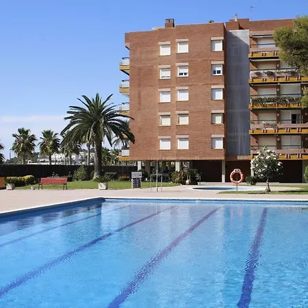 At125 Els Pins, Con Piscina En 1ra Linea De La Playa *