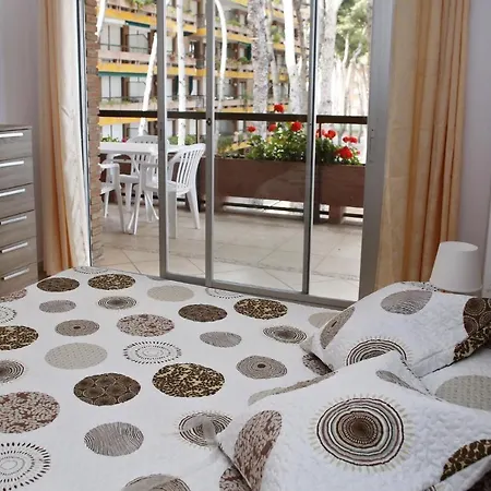 At125 Els Pins, Con Piscina En 1ra Linea De La Playa Apartment Torredembarra