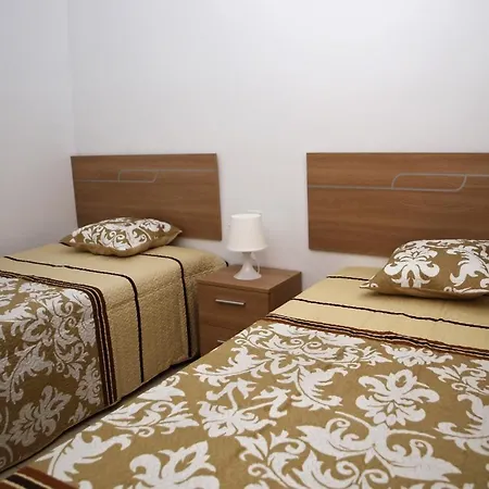 公寓 At125 Els Pins, Con Piscina En 1ra Linea De La Playa